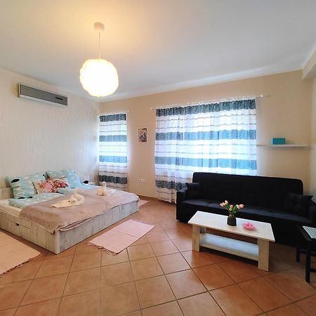 Jackpot Apartman Budapest Exterior photo